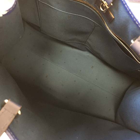 Louis Vuitton Blue Escale Monogram Giant OnTheGo Tote GM Sku# 69042 - Picture 4 of 10